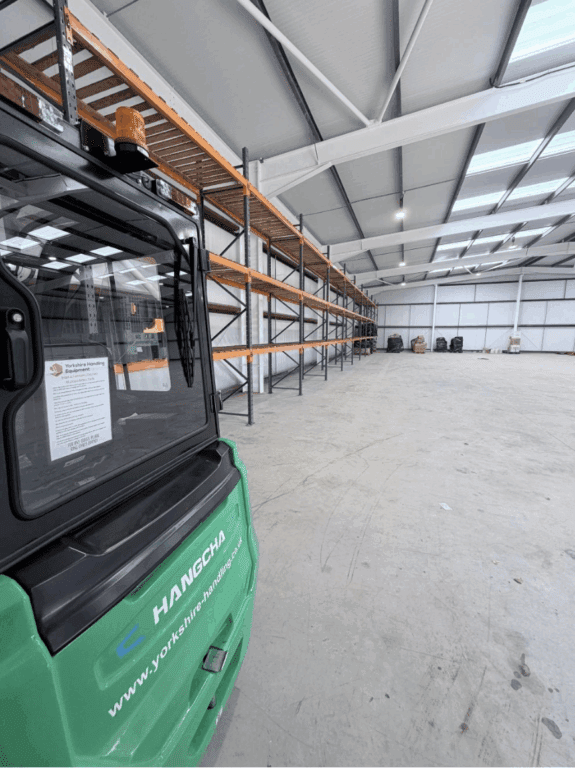 Second Hand Pallet Racking Installation for Express Electronics